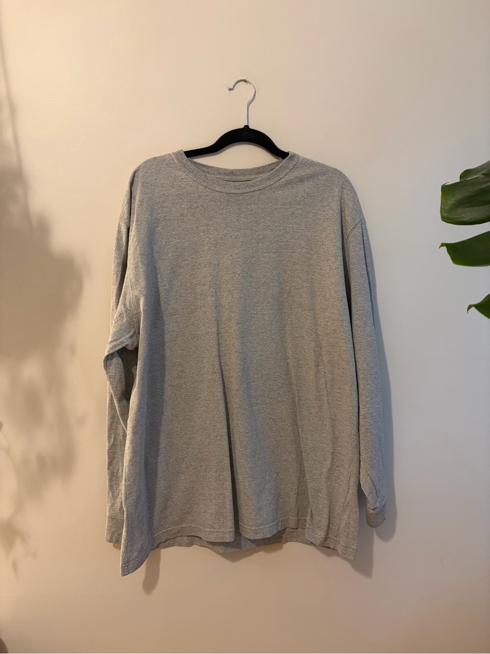 Carhartt Heathered Gray Men's Long Sleeve Crewneck Shirt